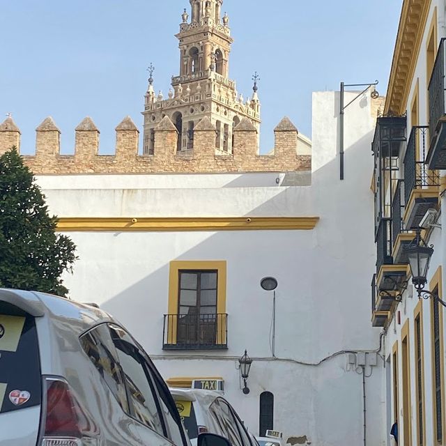 TaxiSevillaTransfer Taxis aparcados en linea